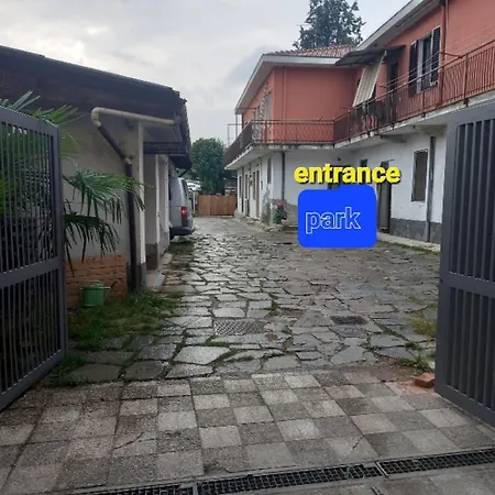 Appartamento Il Terrazzo Dei 3 Gallarate Esterno foto
